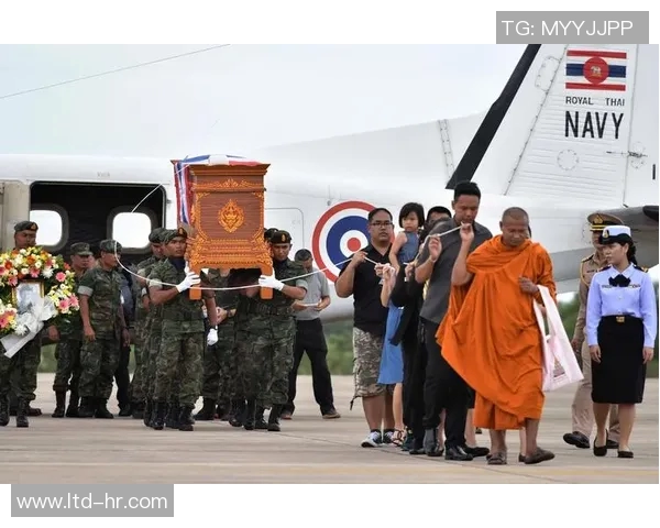泰国足球少年被困洞穴救援行动全记录与背后故事揭秘